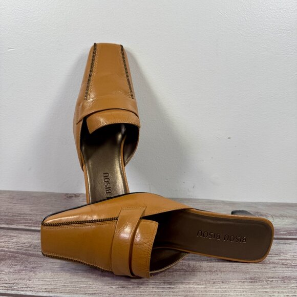Bisou Bisou Tan Leather Size 7 Closed Toe Mules Curved High Heel Slip-On Shoes - Picture 6 of 17